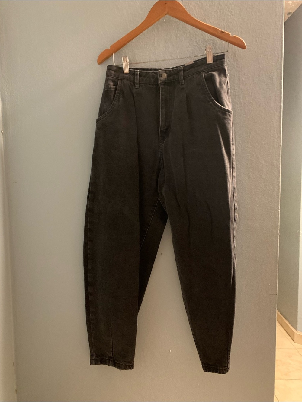 Zara Black Relaxed Fit Jeans